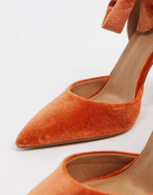 ASOS DESIGN Wide Fit Wholesome pointed block heels with chain anklet in orange velvet