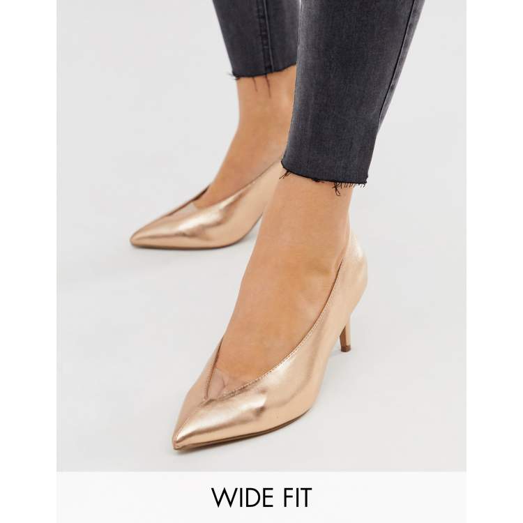 Gold court shoes mid heel sale