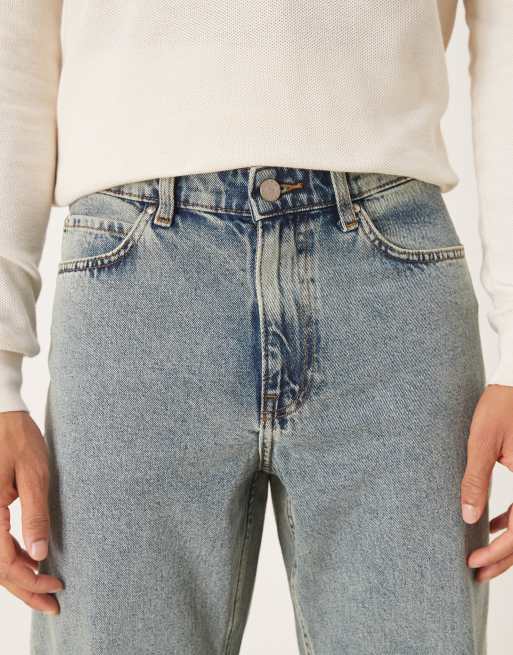 ASOS DESIGN wide flare jeans in vintage tint in light wash blue, 4 of 5