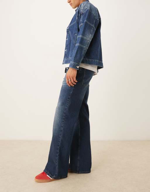 ASOS DESIGN wide flare jeans with tint in dark wash blue, 3 of 5