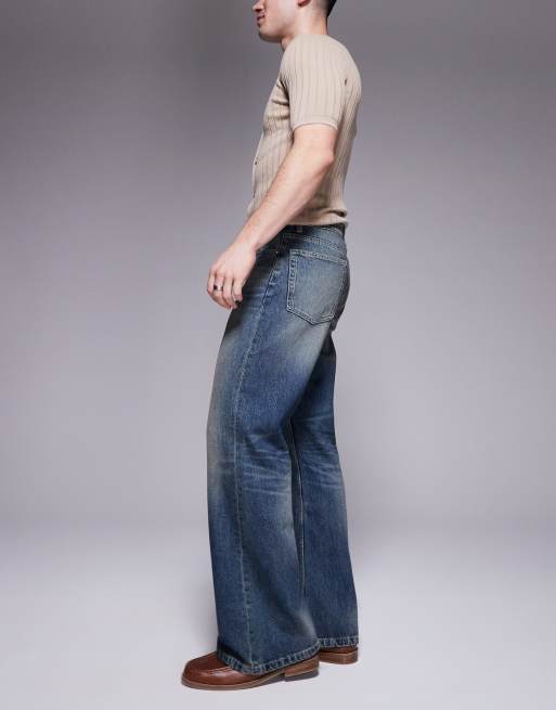 ASOS DESIGN wide flare jeans with tint in mid wash blue, 4 of 5