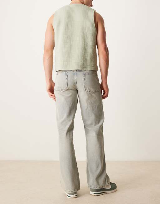ASOS DESIGN wide flare jeans with vintage tint in light wash blue, 3 of 5