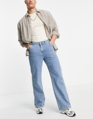 wide baggy jeans