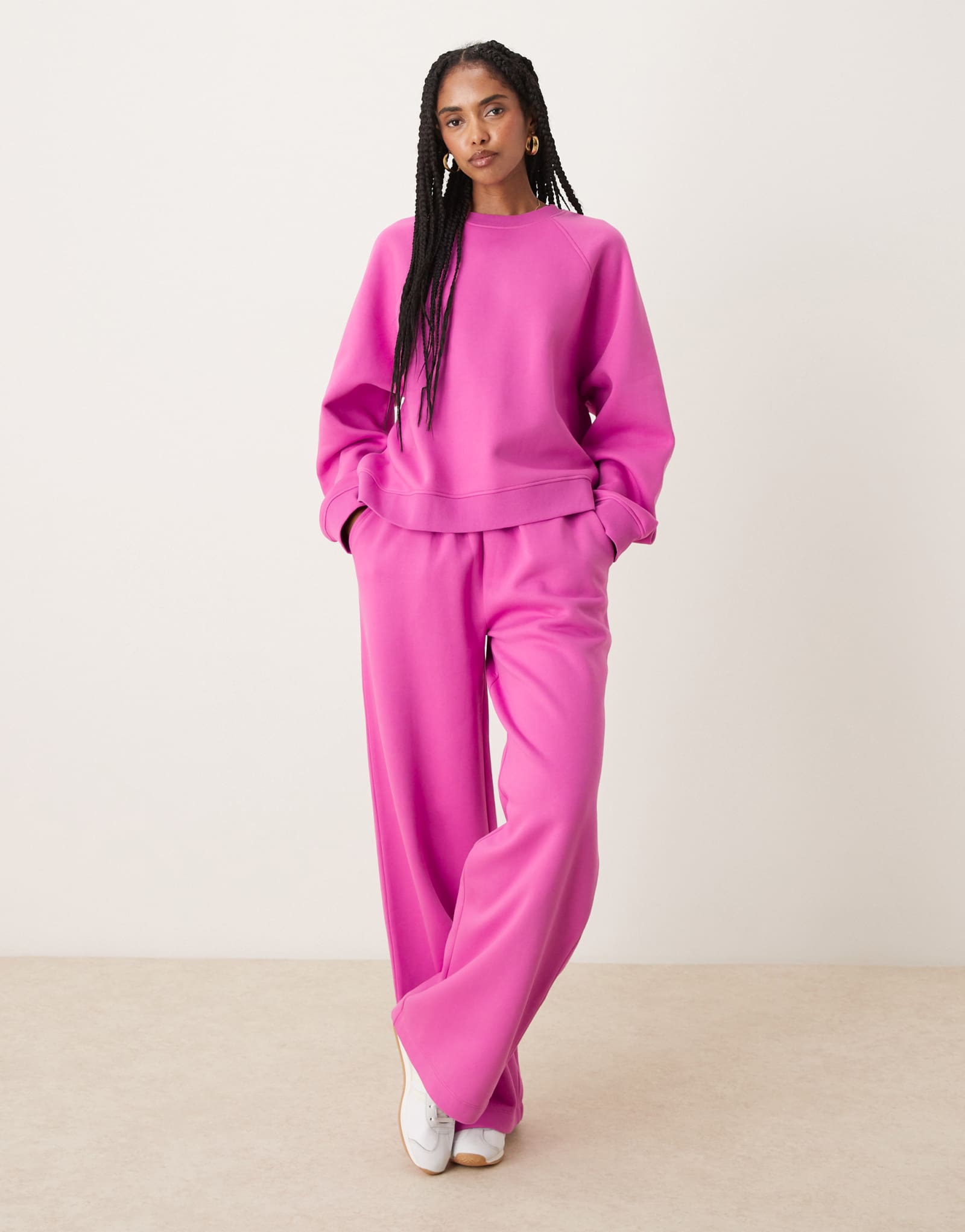 Дизайнерские спортивные брюки ASOS с широкими штанинами и кисточкой розового цвета