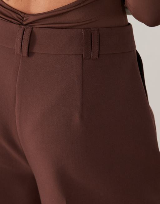 ASOS DESIGN wide leg clean bermuda pants in brown, 4 of 5