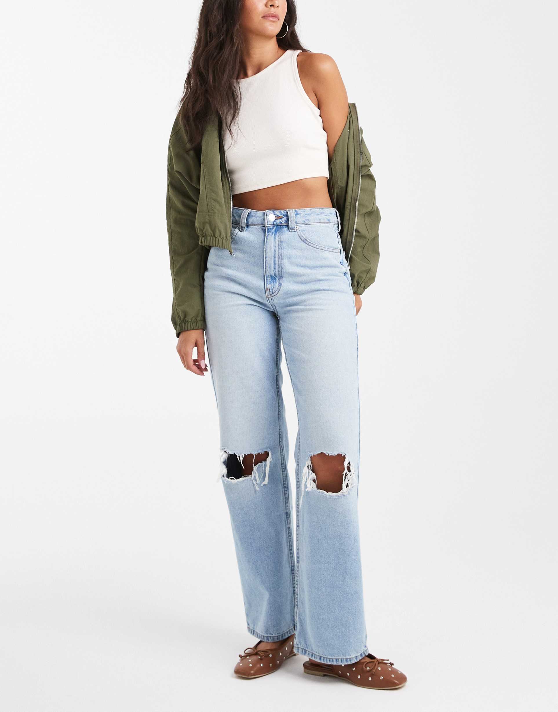 asos design wide leg dad jeans in lightwash with knee rips