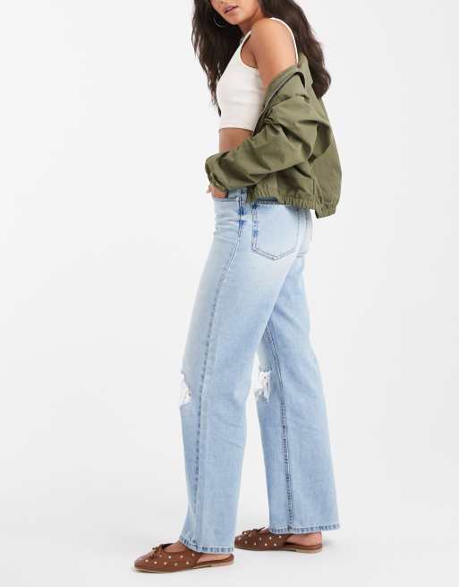ASOS DESIGN wide leg dad jeans in lightwash with knee rips