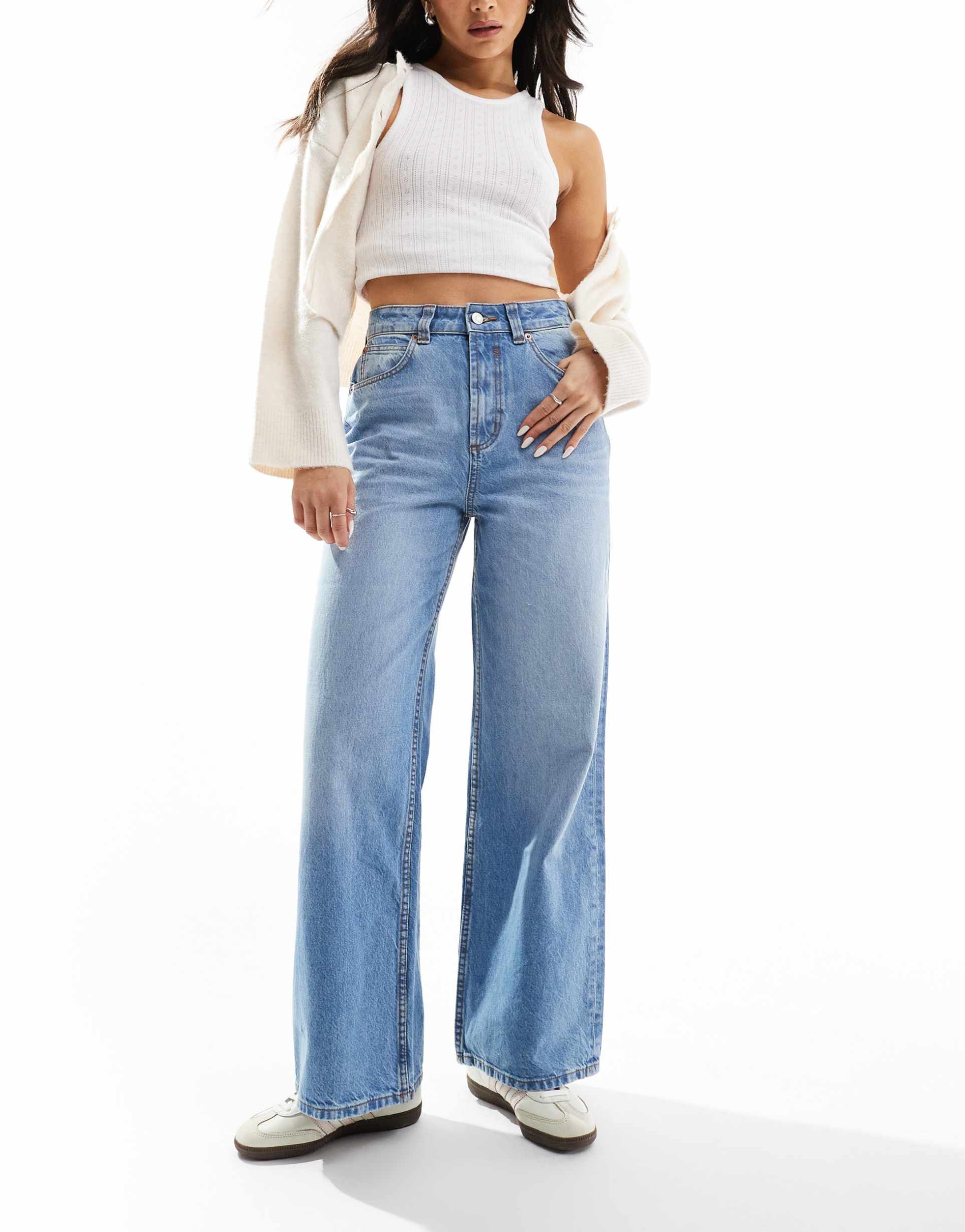 asos design wide leg dad jeans in mid blue