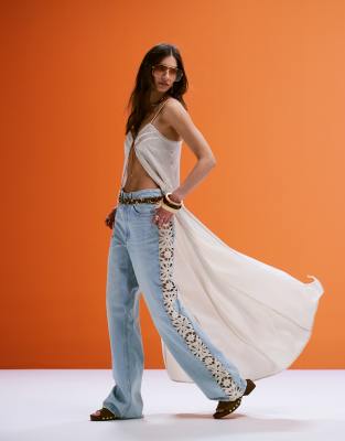 wide leg dad jeans with crochet side panel in light wash-White