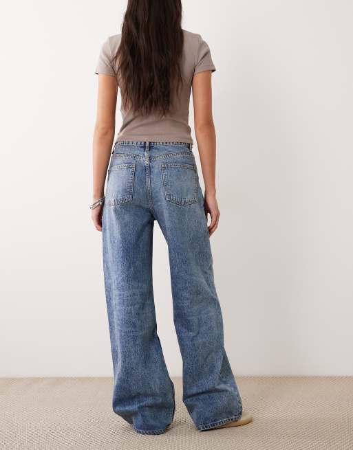 ASOS DESIGN wide leg dad jeans with crossover waist in midwash, 2 of 5