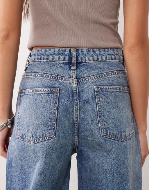 ASOS DESIGN wide leg dad jeans with crossover waist in midwash, 4 of 5