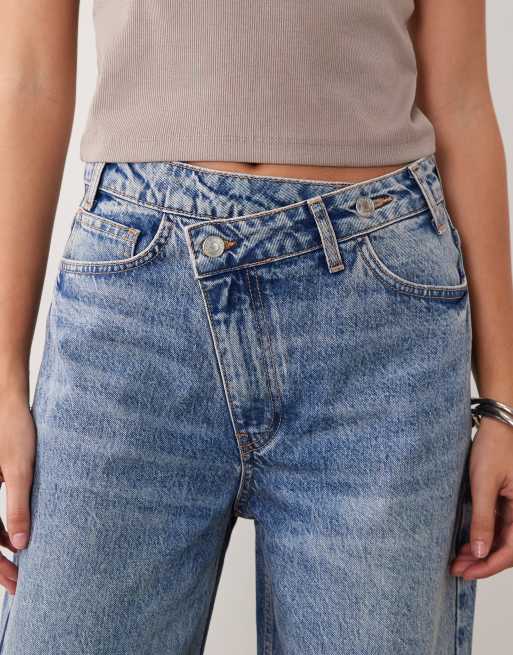 ASOS DESIGN wide leg dad jeans with crossover waist in midwash, 5 of 5