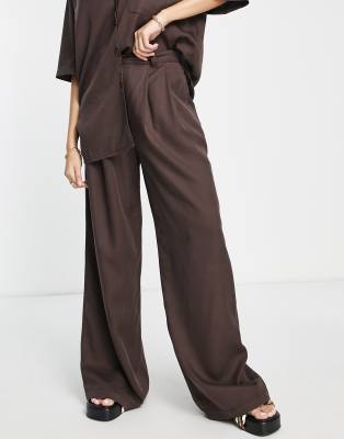 ASOS DESIGN wide leg dad pants in chocolate (part of a set)