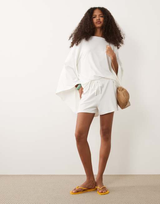 ASOS DESIGN wide leg draw string shorts co-ord in cream, 2 of 5