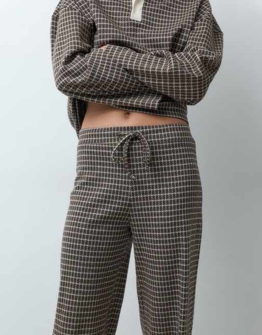 ASOS DESIGN wide leg drawstring check co-ord in brown, 3 of 5