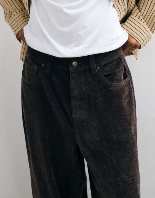 ASOS DESIGN wide leg jeans in soft brown with pleat, 4 of 10