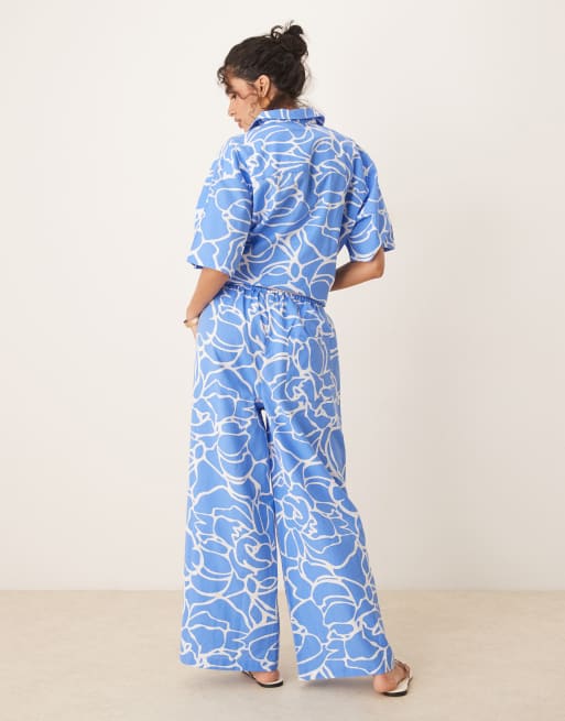 ASOS DESIGN wide leg pants in blue abstract print