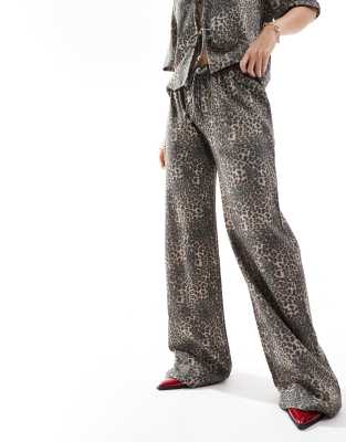 wide leg pants in leopard-Multi