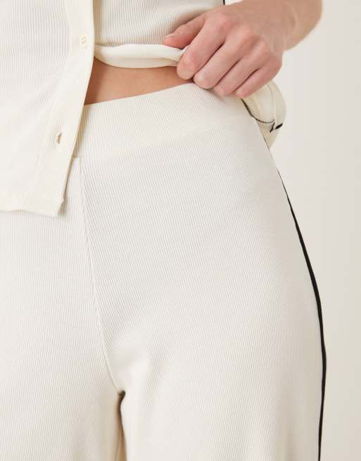 ASOS DESIGN wide leg pants with contrast piping in cream - part of a set