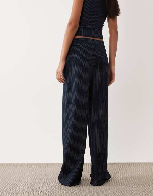 ASOS DESIGN wide leg pleated co-ord trouser in navy stripe, 5 of 5