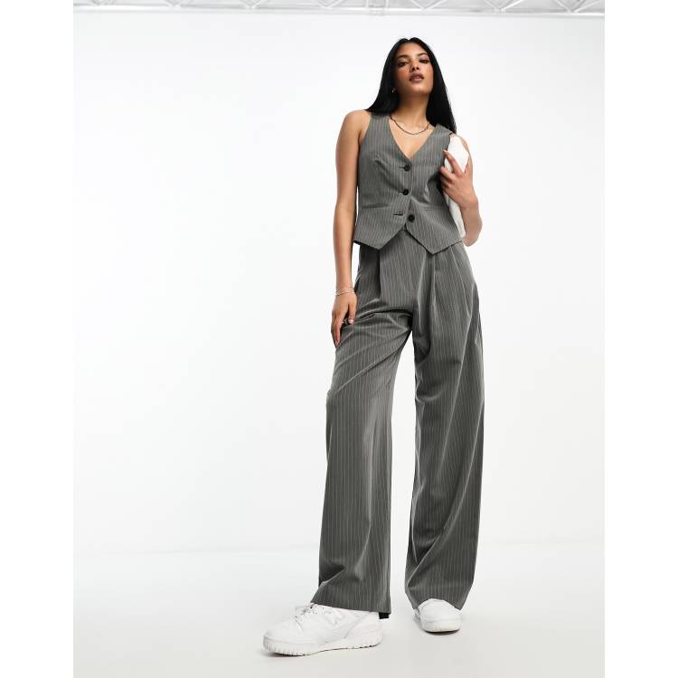 ASOS DESIGN cigarette pants with pleats in gray check