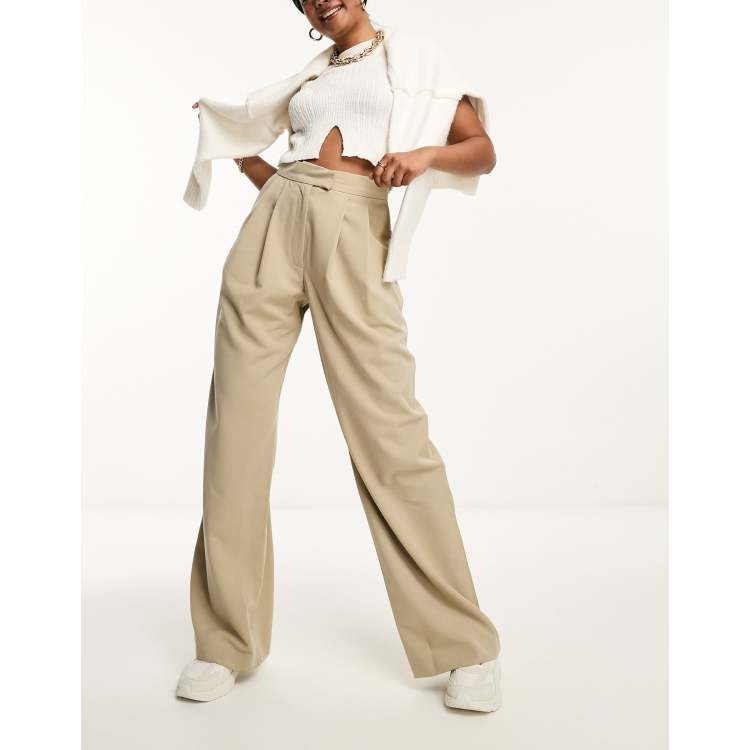 WIDE LEG PLEAT FRONT TROUSERS in neutrals