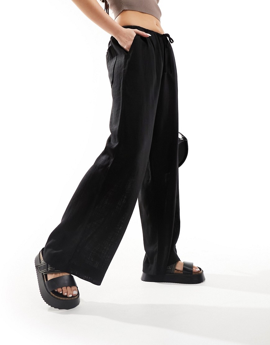 wide leg pull on pants with linen in black