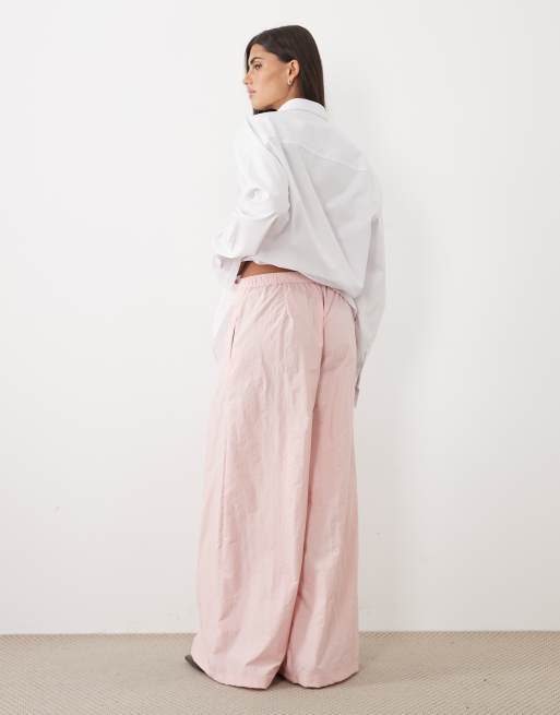 ASOS DESIGN wide leg pull on trouser with front pleat in techy fabric, 5 of 5