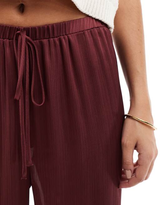 ASOS DESIGN wide leg semi sheer plisse trouser in burgundy, 5 of 5
