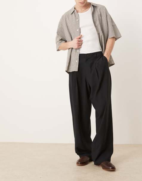 ASOS DESIGN wide leg smart pants with front pleat in black - view 1