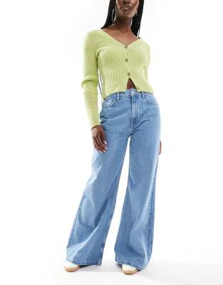 wide leg soft jeans in mid blue