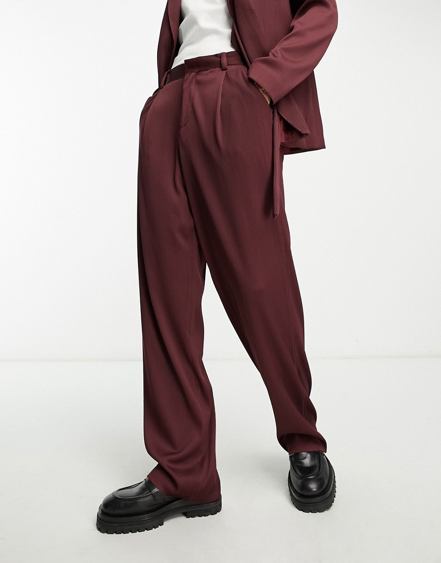 ASOS DESIGN wide leg suit trousers in burgundy plisse-Red