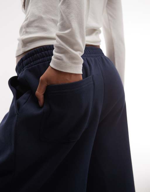 ASOS DESIGN Wide leg sweatpants with pleat in navy, 3 of 5