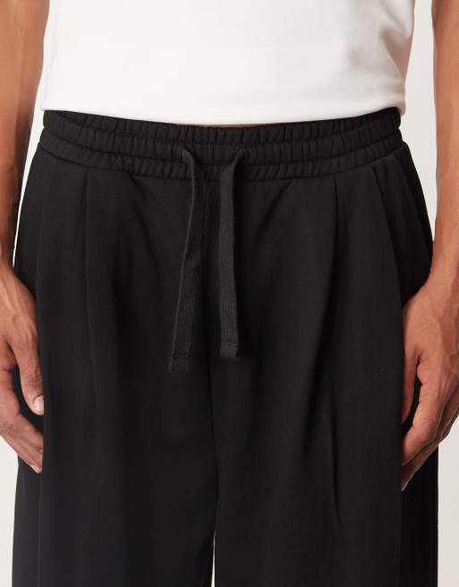 ASOS DESIGN wide leg sweatpants with pleats in black, 4 of 5