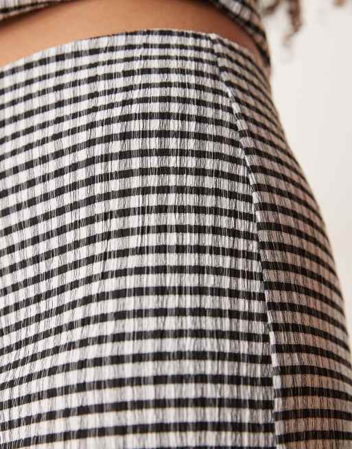 ASOS DESIGN wide leg trouser co-ord in gingham, 4 of 5