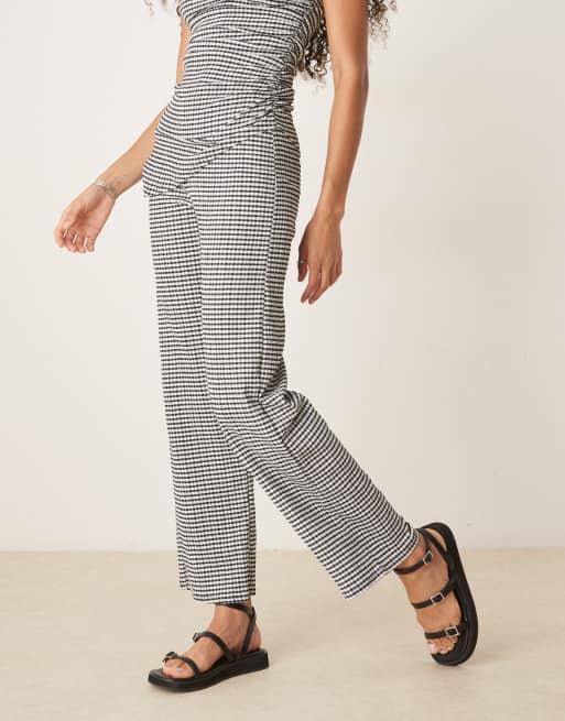 ASOS DESIGN wide leg trouser co-ord in gingham, 5 of 5