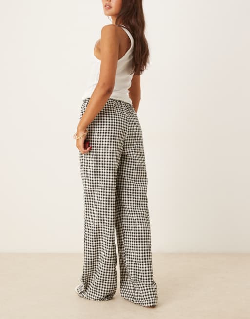 ASOS DESIGN wide leg trouser in gingham, 5 of 5
