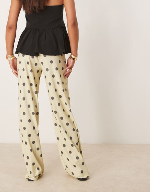 ASOS DESIGN wide leg trouser polka dot print in cream, 3 of 5
