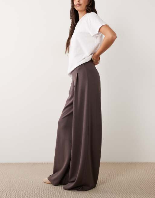 ASOS DESIGN wide leg with pleat detail co-ord trouser in brown, 5 of 5