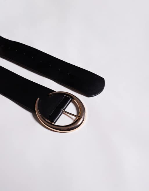 ASOS DESIGN wide low waist circle belt in black, 2 of 3