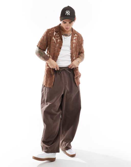 ASOS DESIGN wide parachute linen mix pants in washed brown with elastic waist, 4 of 5