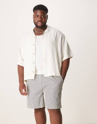 ASOS DESIGN ASOS DESIGN wide shorter length short in ecru and navy stripe-Multi