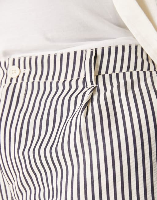ASOS DESIGN wide shorter length shorts in ecru and navy stripe, 5 of 5