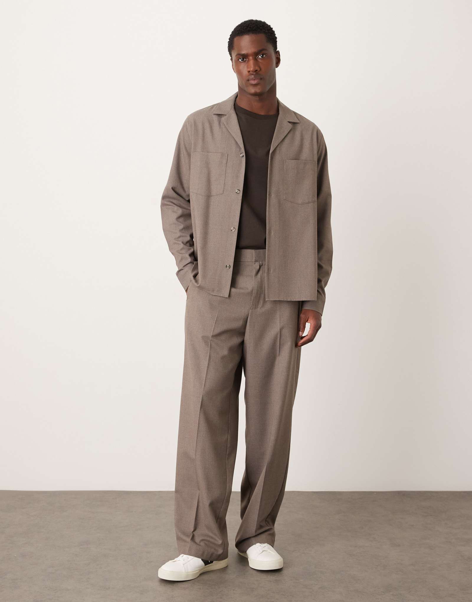 Широкие элегантные брюки ASOS DESIGN бежевого цвета - часть комплекта