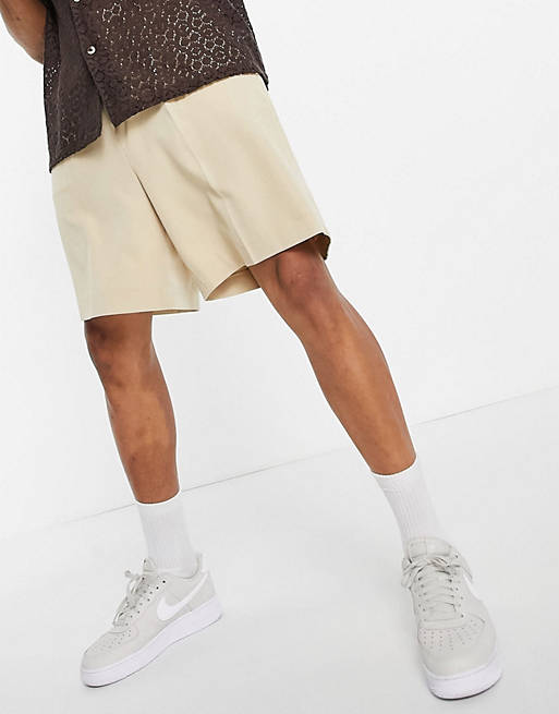 Shorts wide smart shorts in stone 