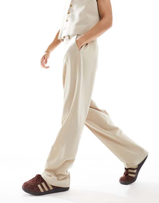 ASOS DESIGN wide suit trouser in stone, 2 of 5