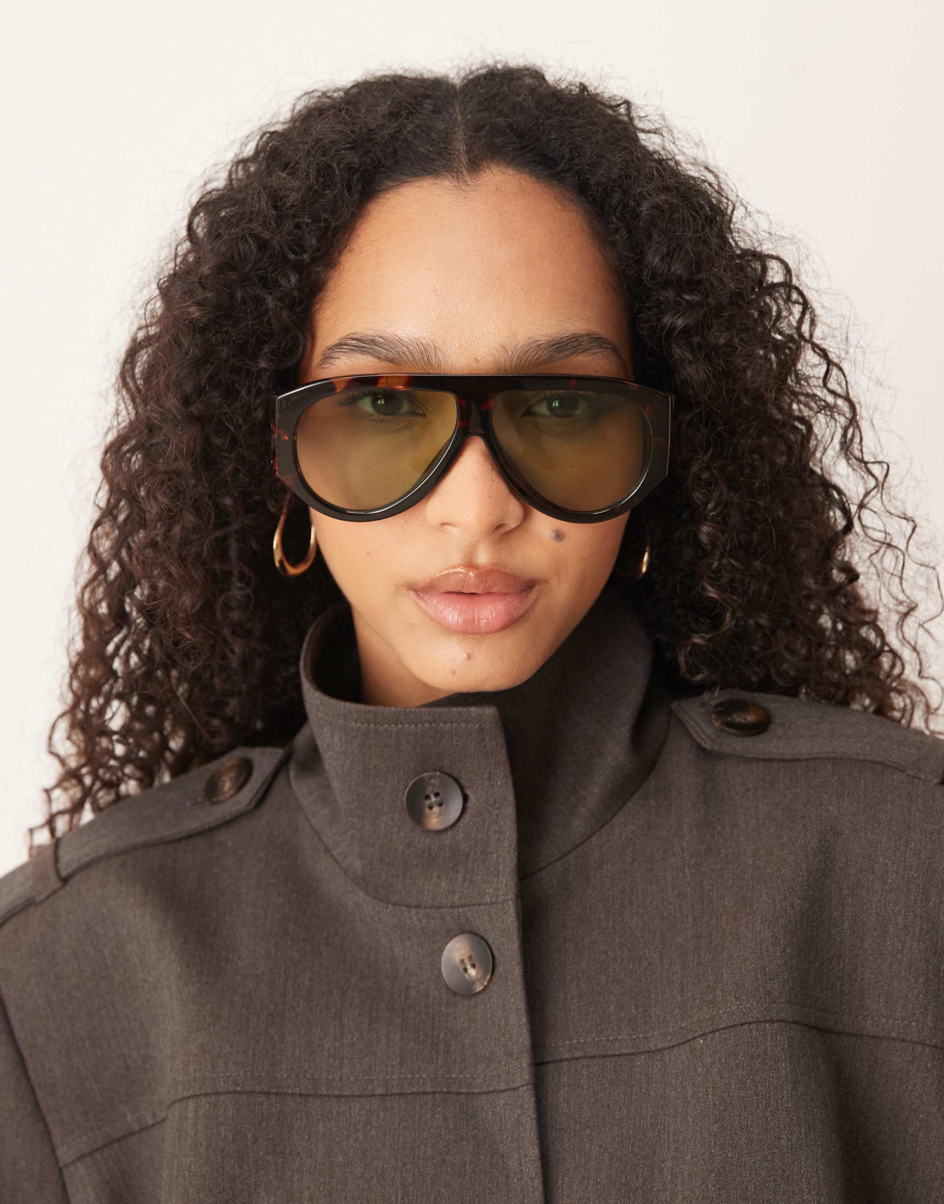 asos design wide temple aviator sunglasses in tort with green lenses