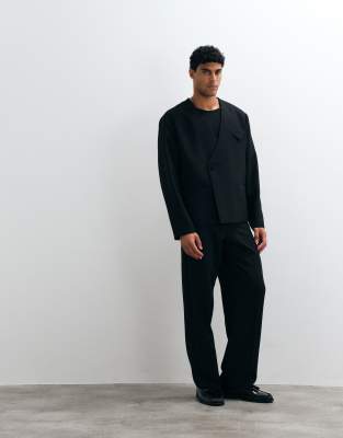 Tuxedo 4