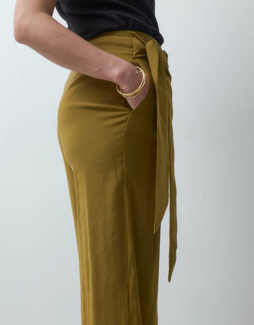 ASOS DESIGN wikkelbroek met strikceintuur in mosterdgeel, 5 van 5