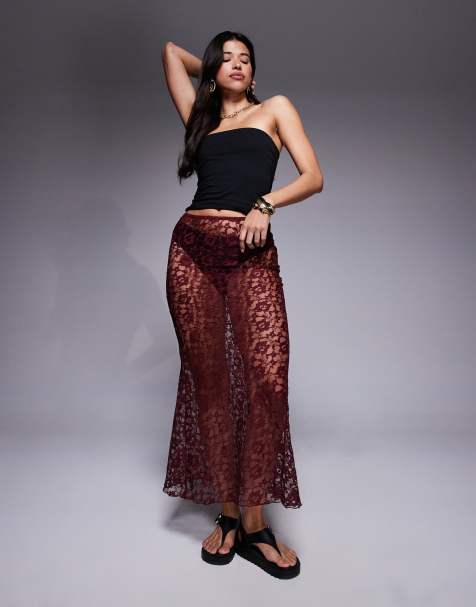 ASOS DESIGN – Wiśniowoczerwona cięta ze skosu spódnica maxi z koronki - view 1